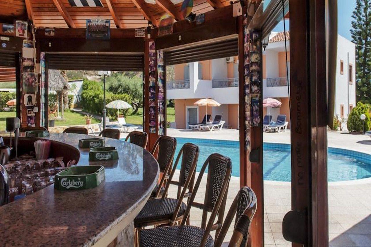 Ifigenia Apartments Hersonissos  Dış mekan fotoğraf